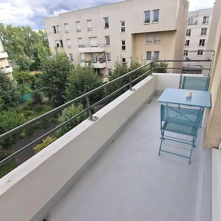 At Only A Few Steps From Stade De France And 10 Min From Rer-b Apartment *