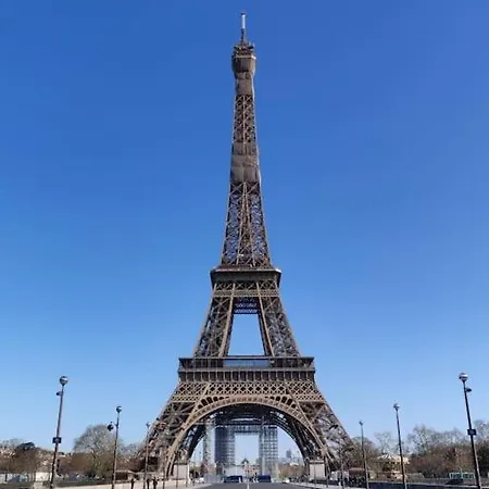 Apartment At Only A Few Steps From Stade De France And 10 Min From Rer-b