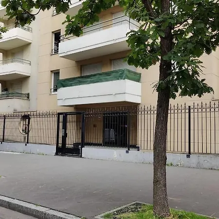 At Only A Few Steps From Stade De France And 10 Min From Rer-b Apartment Saint-Denis (Seine-Saint-Denis)